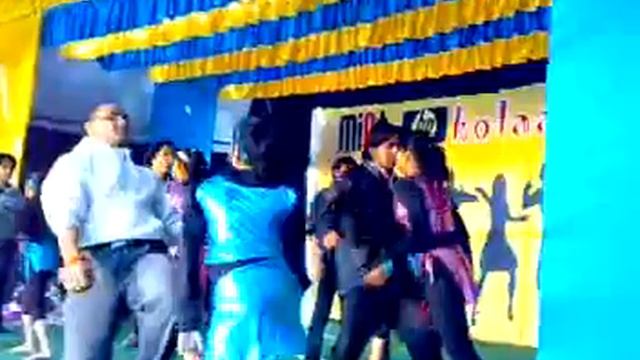 Aakash Dikshit group dance смотреть онлайн