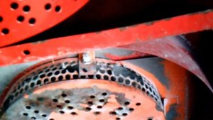 Дробилка на видео, сито для дробилок