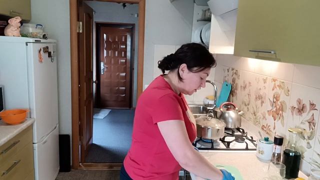 vlog💥ВЕТЕР УСИЛИВАЕТСЯ 🌪 Поставила бульон 🍲 , тесто на 🍞 смотреть онлайн