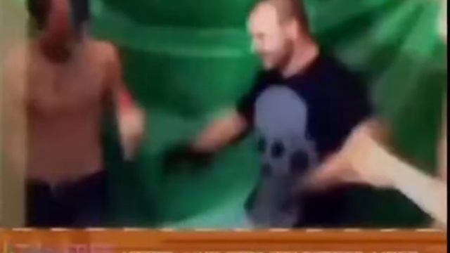Максим Марцинкевич Тесак танцует под california girls