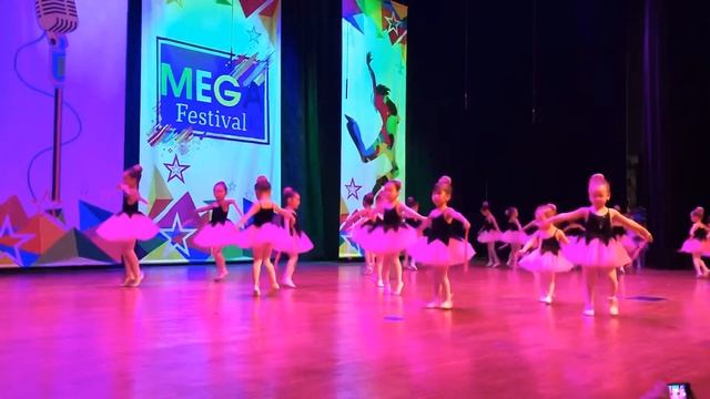 Танец "Волшебныx балерин" Алем dance studio Astana