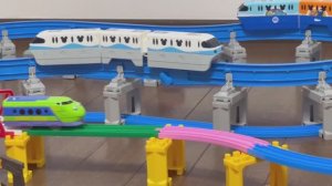 Железная дорога и поезда - Монорельсовая дорога Disney Plarail Mickey Mountain & Resort Line