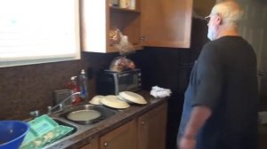 ГОТОВИМ С Дедом БИЧ ЛАЗАНЬЯ НА ЗАВТРАК DIY