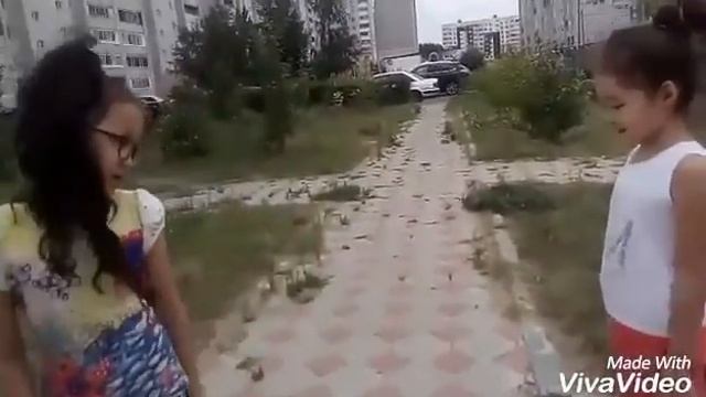 Одни на улице!|Волшебные чипсы!!!| 1-часть
