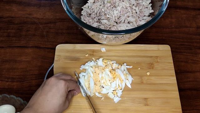 ХИТ САЛАТЫ НА ПРАЗДНИЧНЫЙ СТОЛ. ЭТО САМЫЙ ВКУСНЫЙ САЛАТ.
