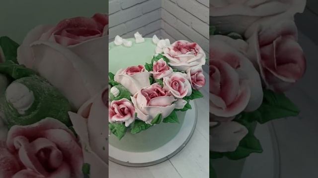 Красный бархат❤ Оформление итальянской меренгой (бзк) #моитортикитверь #cake #бзккремтверь смотреть онлайн