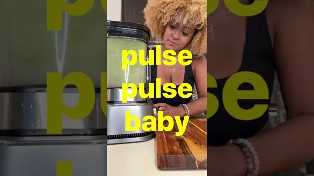 Freshly squeezed Brazilian Lemonade?! Yes please! 🇧🇷 #shorts смотреть онлайн