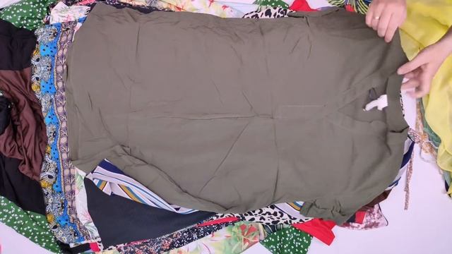 f-3085. Летние платья микс КРЕМ. Германия. 2213-62. 33кг. 130ед. смотреть онлайн