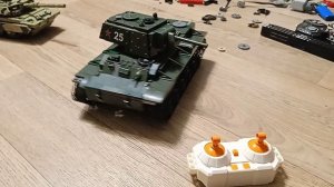 Лего танк КВ-1 с пультом управления