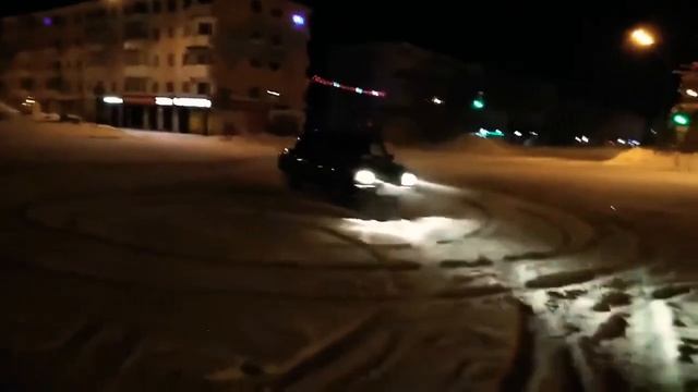 Немного навалили в центре города на жиге смотреть онлайн