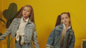 клип группы "Мультяшки - Мы ваши дети"