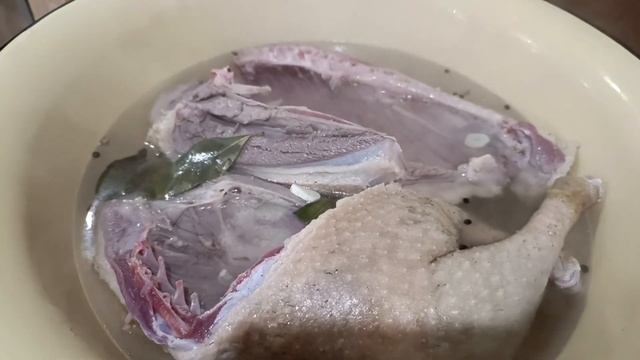 Гусь горячего копчения