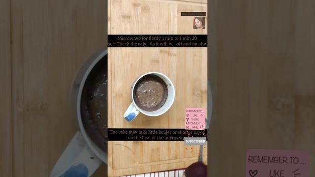 1 मिनट व 2 चीजों से केक 2 Ingredient Eggless | Mug cake in microwave in 1 minute #shorts смотреть онлайн