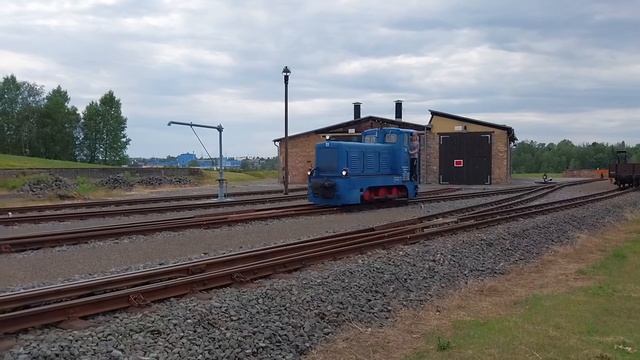 Узкоколейный Тепловоз V10-C смотреть онлайн