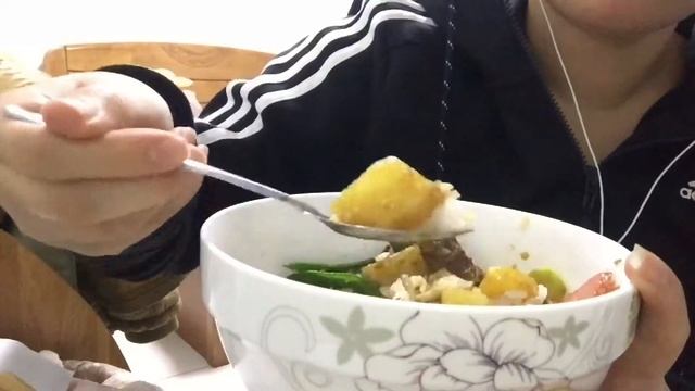 Eating sound 🍛IRIS ASMR 😴Chinese food смотреть онлайн