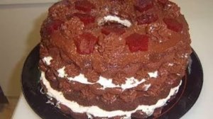 Шоколадный торт с сюрпризом