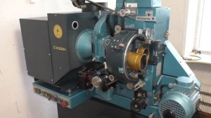 Киноустановка "Виктория-5" (35-мм., Италия) / Cinema projector Victoria-5 (35 mm., Italy)