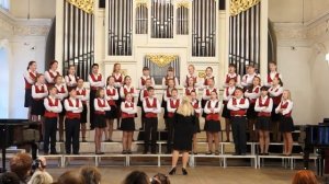 2013 11 09 1 Старший хор ДШИ №2 РНП в обр  Выгузовой Черняевой «Комар по лесу ходил»