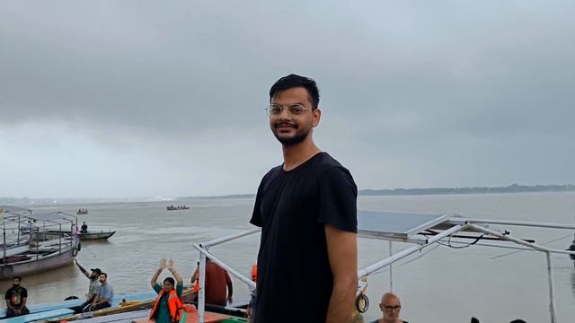 SEARCHING FOR MY SOUL IN KASHI | Kashi - Experience Video | Rounak Nayak | Mann Kasturi | смотреть онлайн