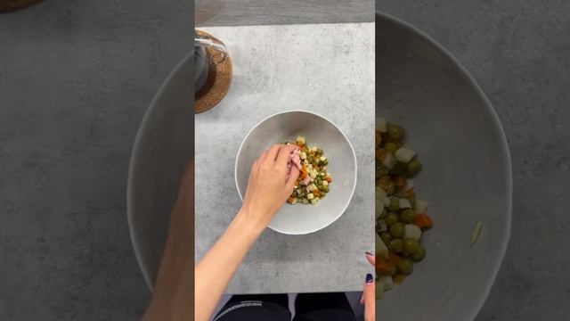 Оливье в банке за 270 рублей! 😁 Всего 5 минут.. и у вас пиалочка оливье на столе😍 смотреть онлайн
