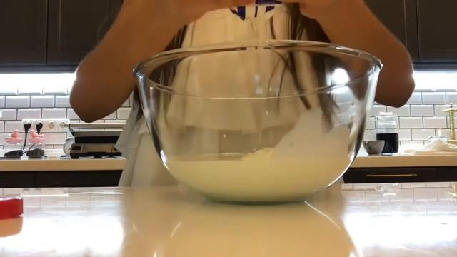 Мороженое из двух ингредиентов смотреть онлайн