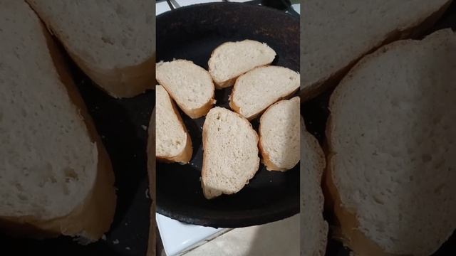 Бутерброды из салатный массой.#рек #закуска