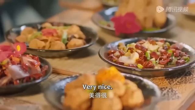 【MOVIE】少女野外撞見帥哥洗澡，卻不料他竟是當今太子，對她遇傾心 【薛小冉的古代搭伙之旅 The Journey】 смотреть онлайн