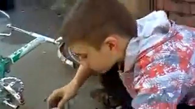 местный бомж 1 сезон 1 серия смотреть онлайн