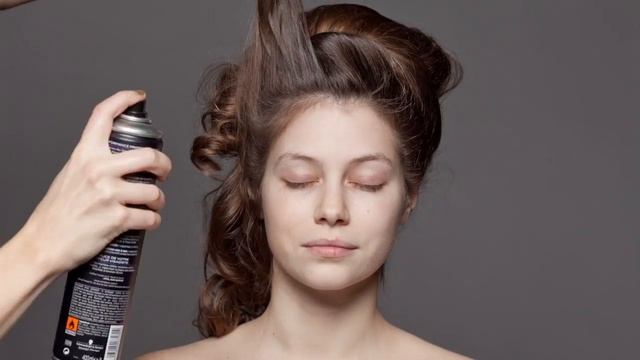 Marie BRESSANT Maquilleuse et Coiffeuse professionnelle Paris смотреть онлайн