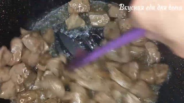 Жареная ПЕЧЕНЬ с КАРТОШКОЙ .Рецепт для всей семьи. Вкусно и просто а вкус просто бомба! смотреть онлайн