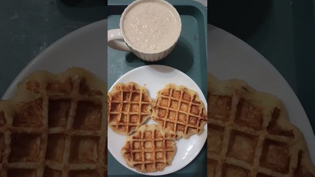 ПП ЗАВТРАК || ТВОРОЖНЫЕ ВАФЛИ И ОВСЯНЫЕ ОТРУБИ С РЯЖЕНКОЙ || РЕЦЕПТ ВАФЕЛЬ В РАЗДЕЛЕ ,,СООБЩЕСТВО"