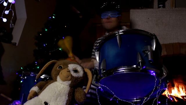 GREMLINS theme [Drum cover by TomZigota] смотреть онлайн