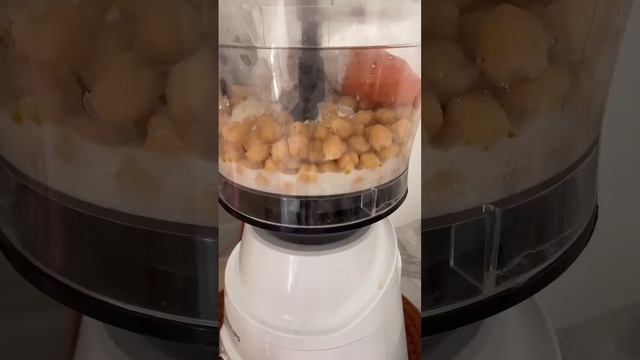 Creamy Dreamy Hummus #shorts #cooking #recipe смотреть онлайн