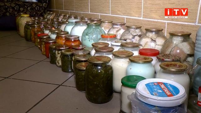 З педагогів у кухарі: як на Рівненщині готують обіди захисникам? смотреть онлайн