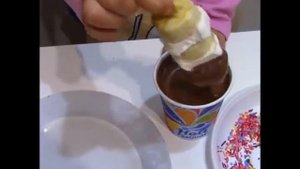 Вкуснятина Банановые палочки и маршмеллоу в шоколаде Banana sticks with marshmallow in chocolate
