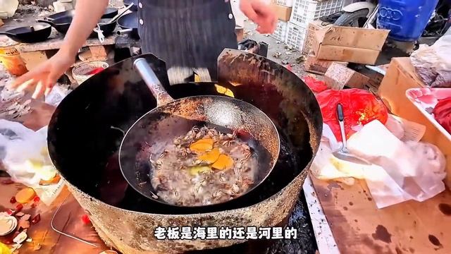 咸螃蟹炒鸡蛋20元一份#寻味 #城市里的烟火气