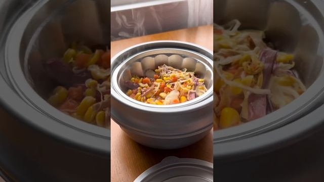 Self heating kimchi bibimbap! смотреть онлайн