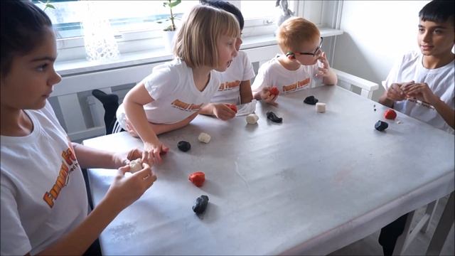 Marzipan Candy: Home Made Christmas Tree Dessert kids Funny Family ( Latest 2018 ) смотреть онлайн