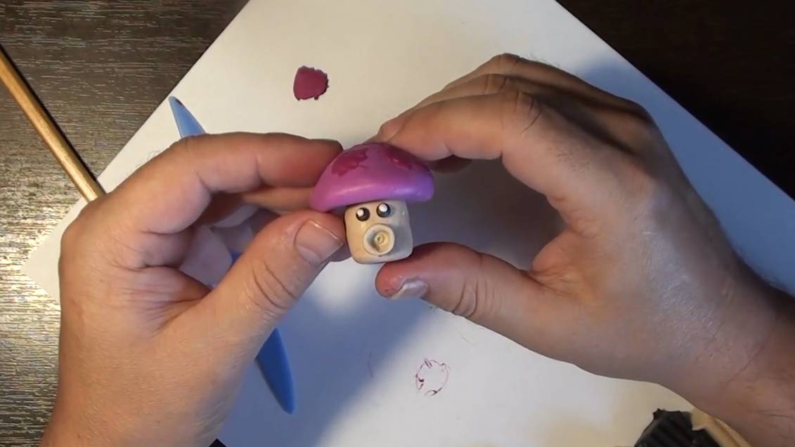 Как слепить Пуфгриб. Зомби против растений из пластилина. смотреть онлайн