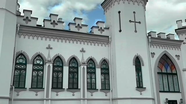 УРАЛЬСКАЯ ПАРОЧКА ПРИСТАЛЬНО СЛЕДИТ ЗА НАМИ! ОЛЬГА УРАЛОЧКА LIVE. смотреть онлайн