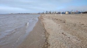 Ейск ! Старый кирпичь выложен, кладка нового и блоков ! Ура прогулка, набережная Каменка !