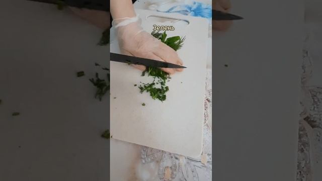 САЛАТ ИЗ КРАСНОЙ КАПУСТЫ ПО МОЕМУ РЕЦЕПТУ😋#готовимдома #оченьвкусно #рецепты #салат #shorts смотреть онлайн