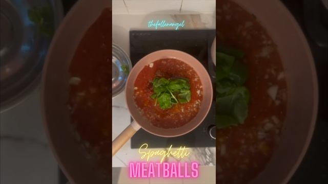 #shorts How to make Spaghetti & Meatballs 🍝 смотреть онлайн