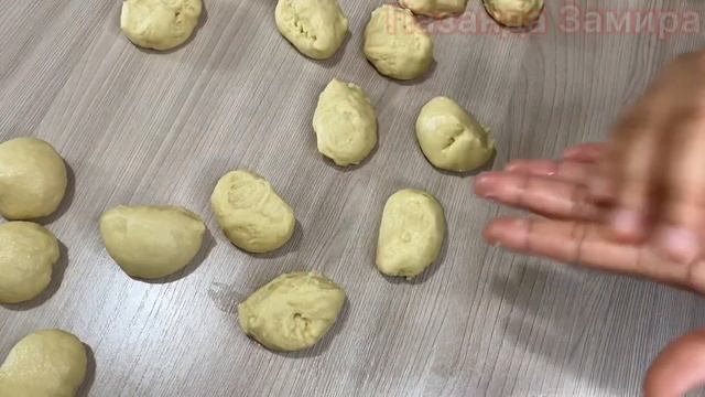 БУЛОЧКИ БОМБА  ОЧЕНЬ ВКУСНЫЕ.ВСЕ МОИ ПОДРУГИ БЫЛИ В ВОСТОРГЕ ОТ ЭТОЙ ВЫПЕЧКИ.Турецкая выпечка...