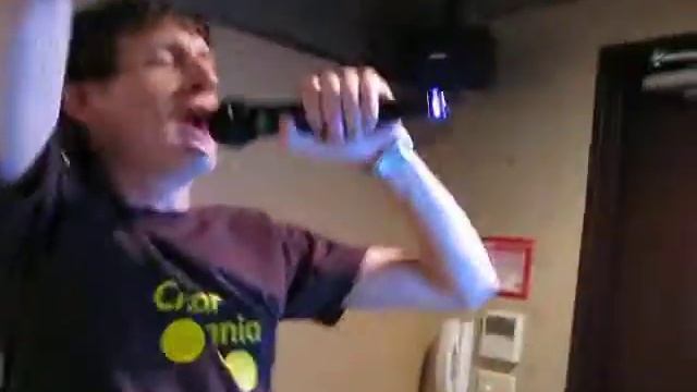 Jarod as Freddie Mercury.AVI смотреть онлайн