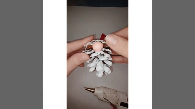 Виготовлення прикраси до зимових свят "Різдвяний помічник". Автор Анісова Інна Юріївна смотреть онлайн