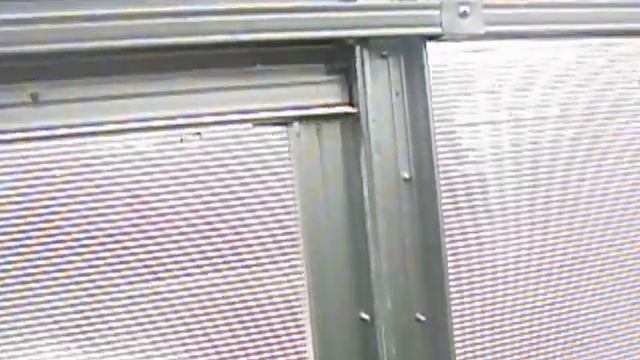 Теплица из поликарбоната и металлопрофиля Третий сезон