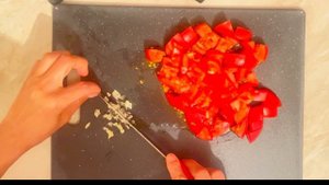 Салат из двух ингредиентов , брокколи и помидор за 5минут