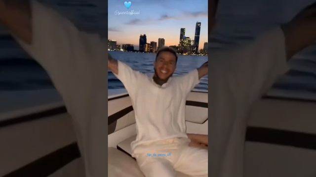 JUL - TCHiKiTA (CLiP OFFiCiEL) смотреть онлайн