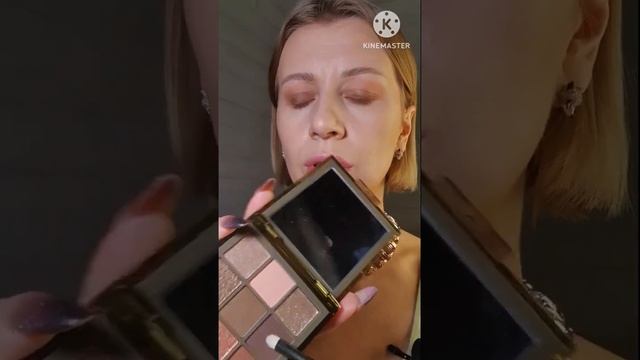блеск в глазах #shorts #makeuptutorial #грим смотреть онлайн